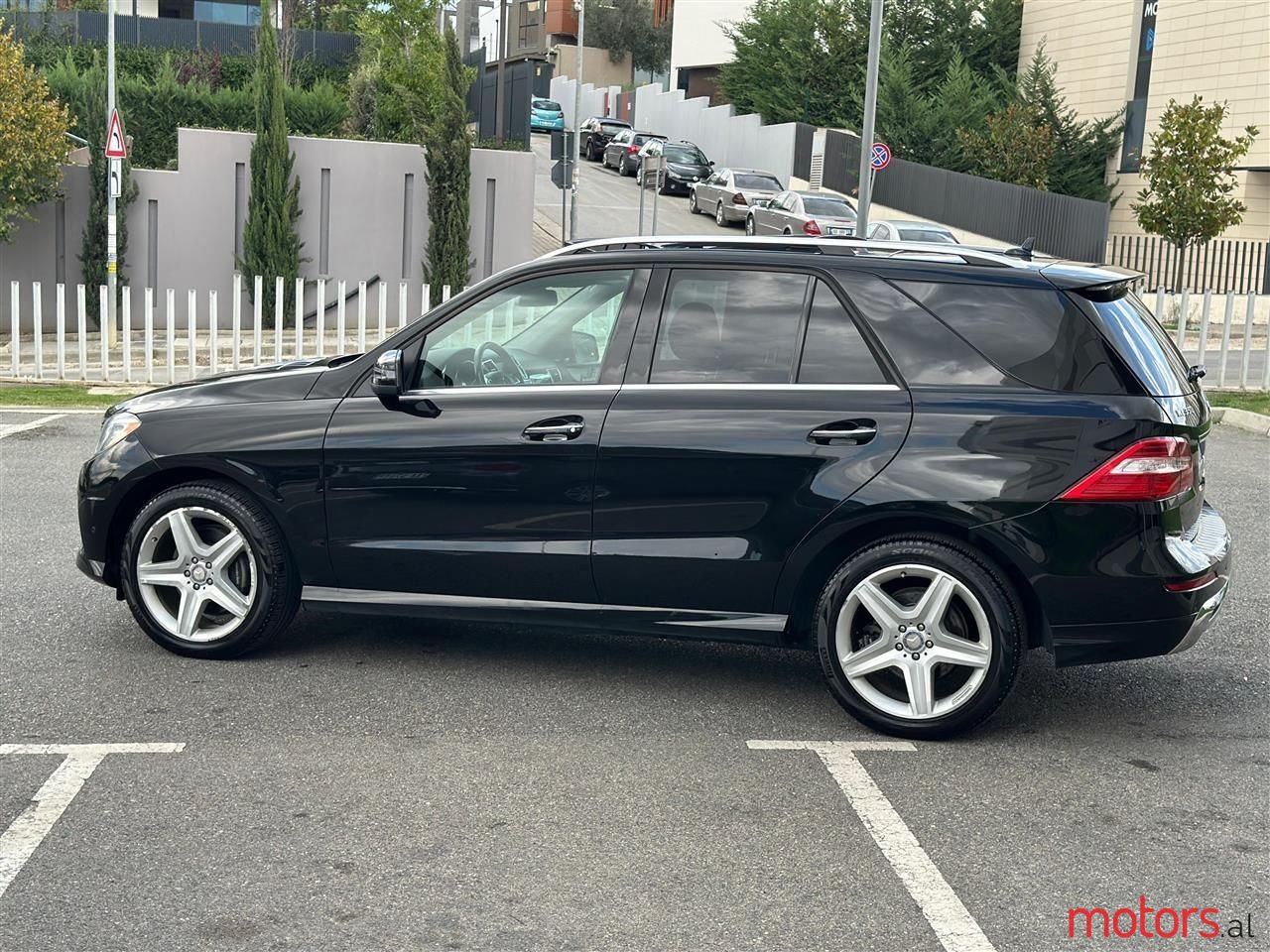 2013' Mercedes-Benz ML 350 photo #2