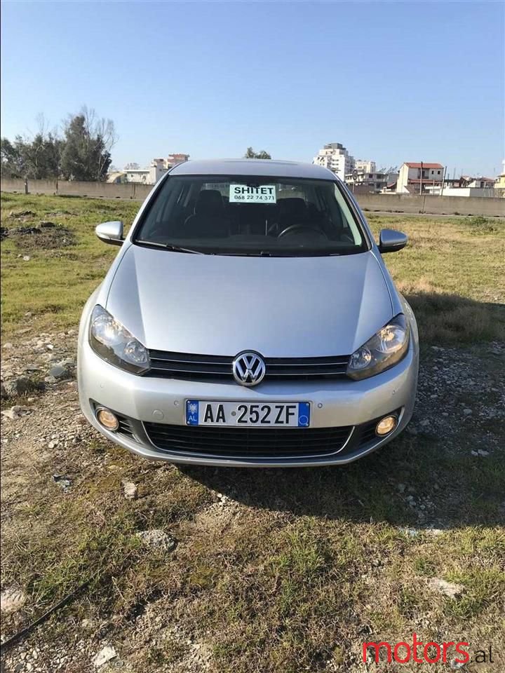 2008' Volkswagen Golf photo #1