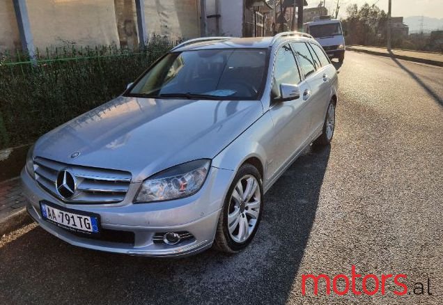 2009' Mercedes-Benz C-Class photo #1