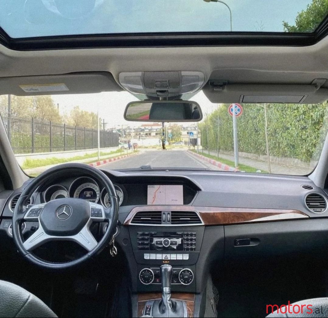 2014' Mercedes-Benz C 300 3.5 amg 4matic photo #5