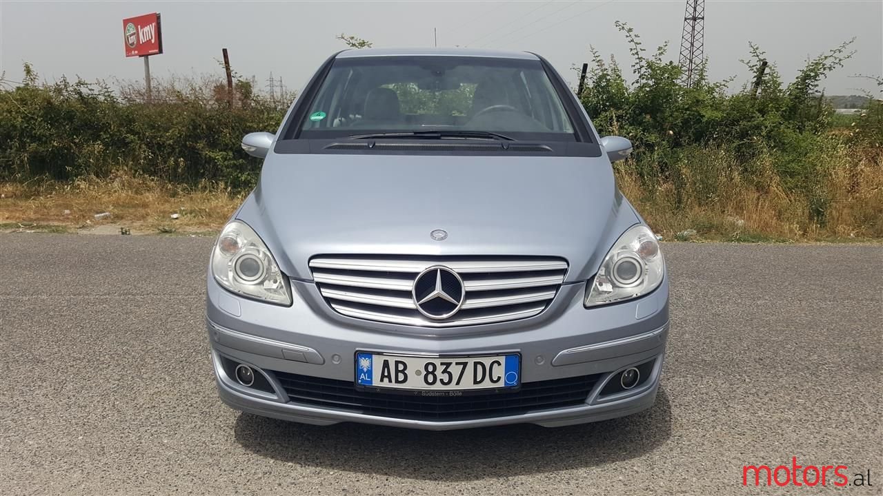 2006' Mercedes-Benz C 200 photo #6