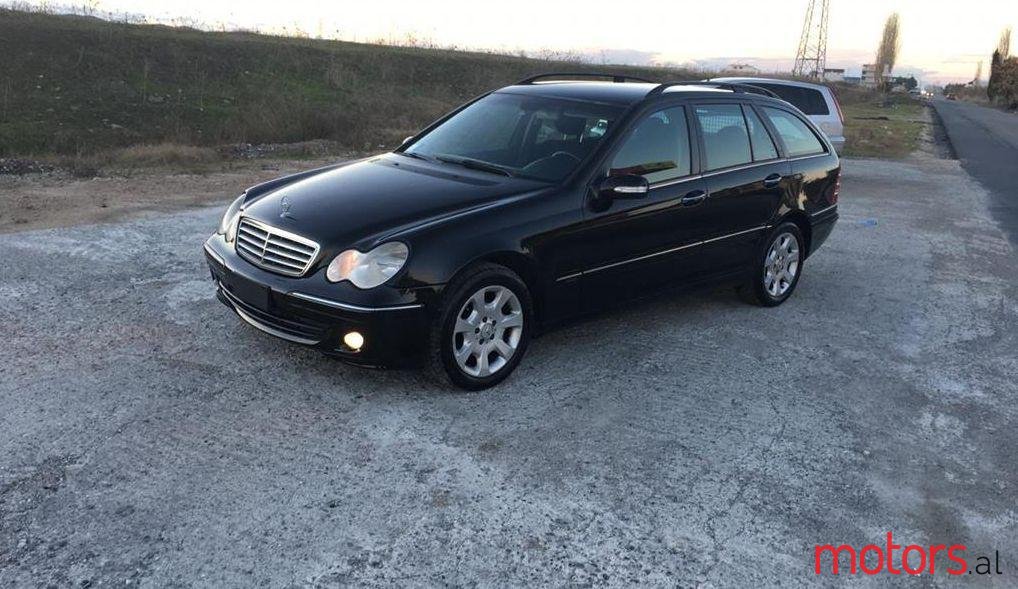 2004' Mercedes-Benz C 200 photo #1
