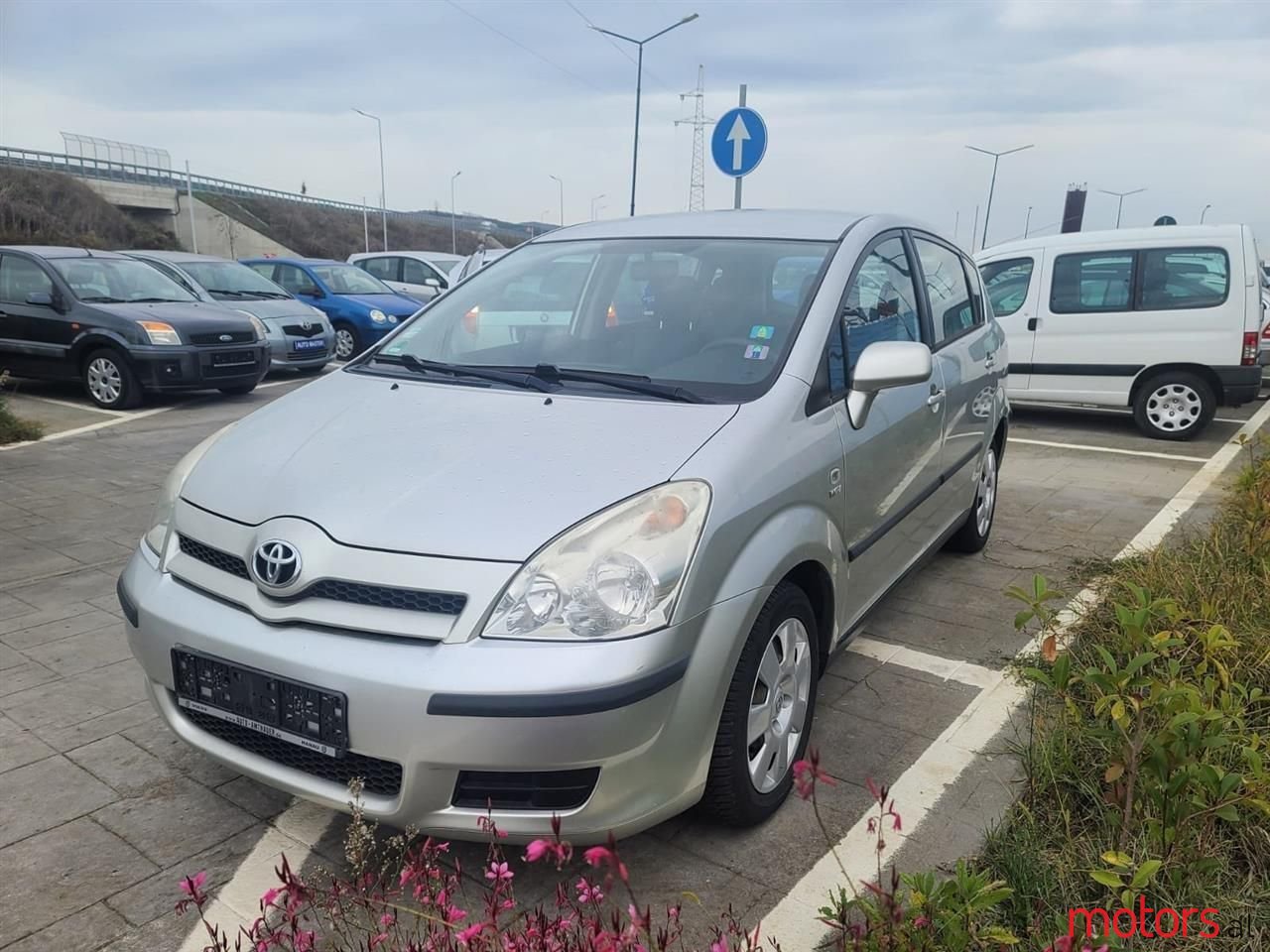 2005' Toyota Corolla Verso photo #6