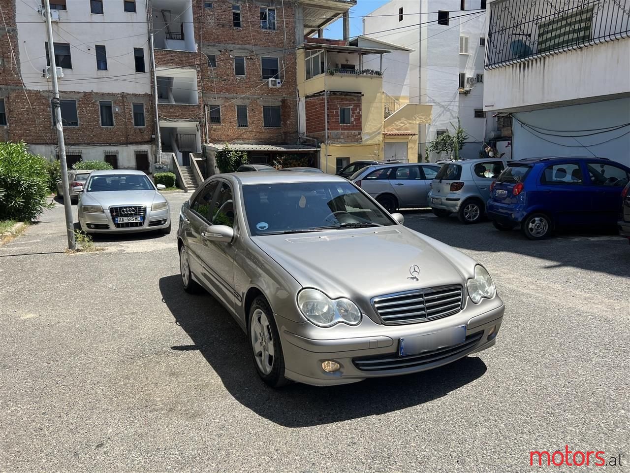 2004' Mercedes-Benz C 220 photo #4