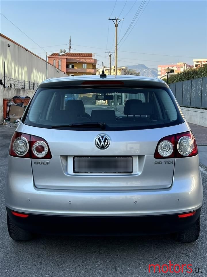 2008' Volkswagen Golf Plus photo #5