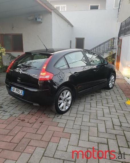 2010' Citroen C4 photo #1