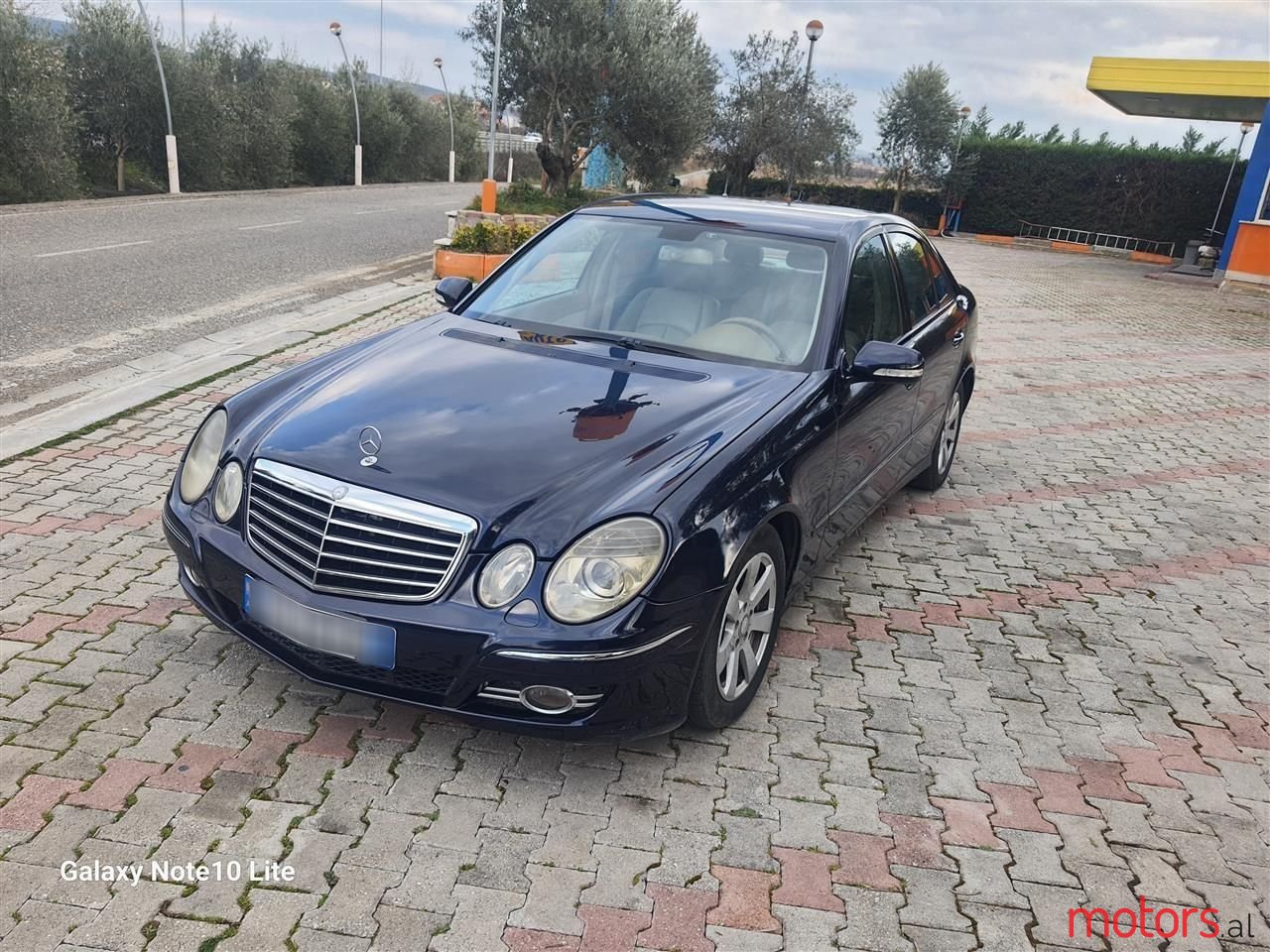 2007' Mercedes-Benz E 220 photo #1