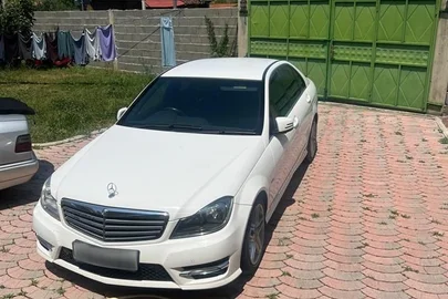 2012' Mercedes-Benz C 350