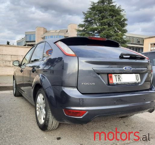 2010' Ford Focus photo #3