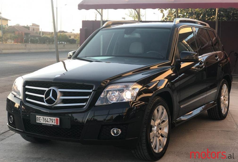 2010' Mercedes-Benz GLK 220 photo #1