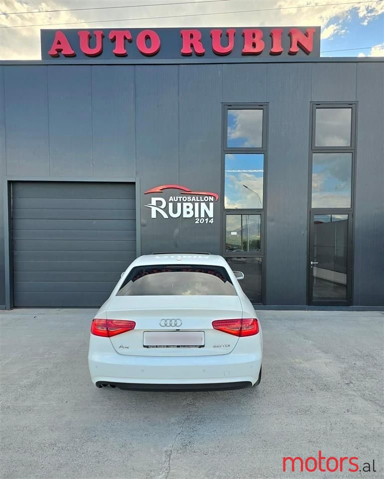 2013' Audi A4 photo #3