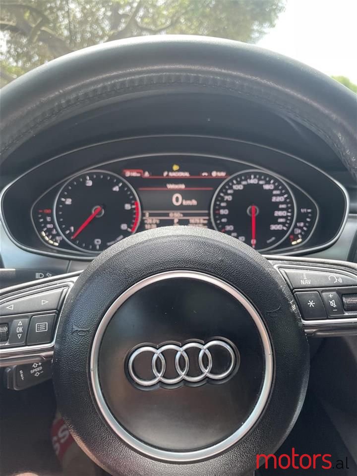 2012' Audi A7 photo #2