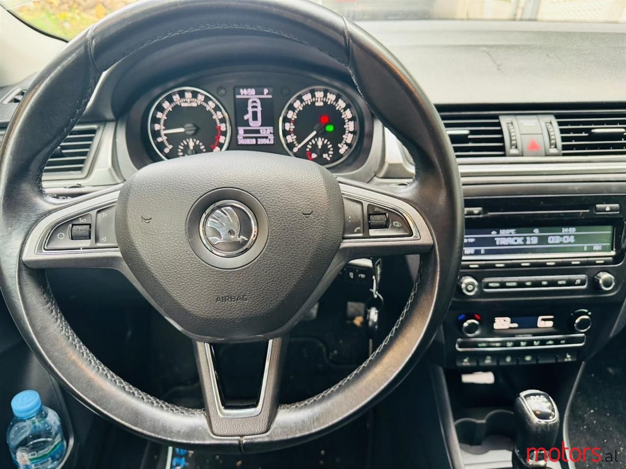 2014' Skoda Rapid photo #5