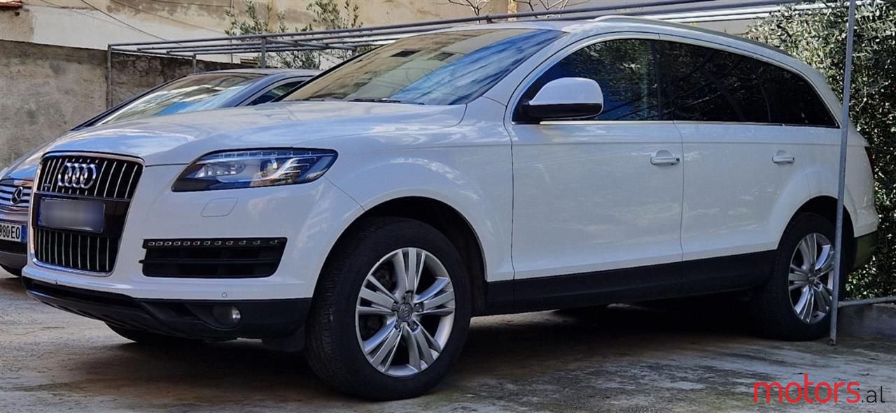 2015' Audi Q7 photo #4