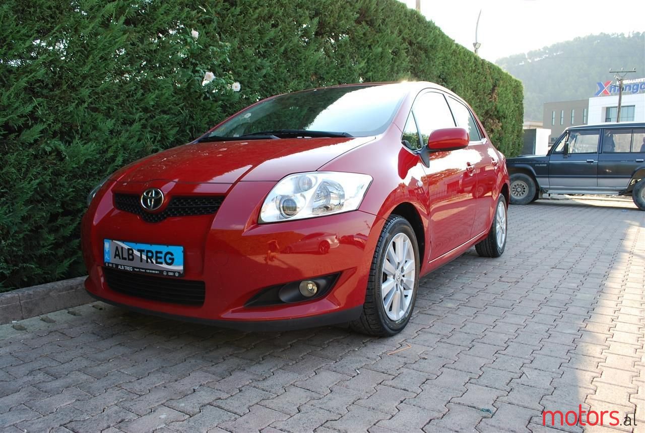 2007' Toyota Auris photo #5