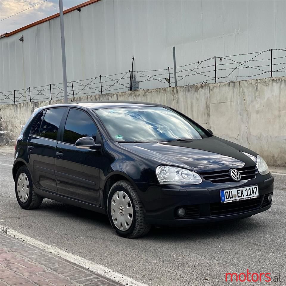 2006' Volkswagen Golf photo #2