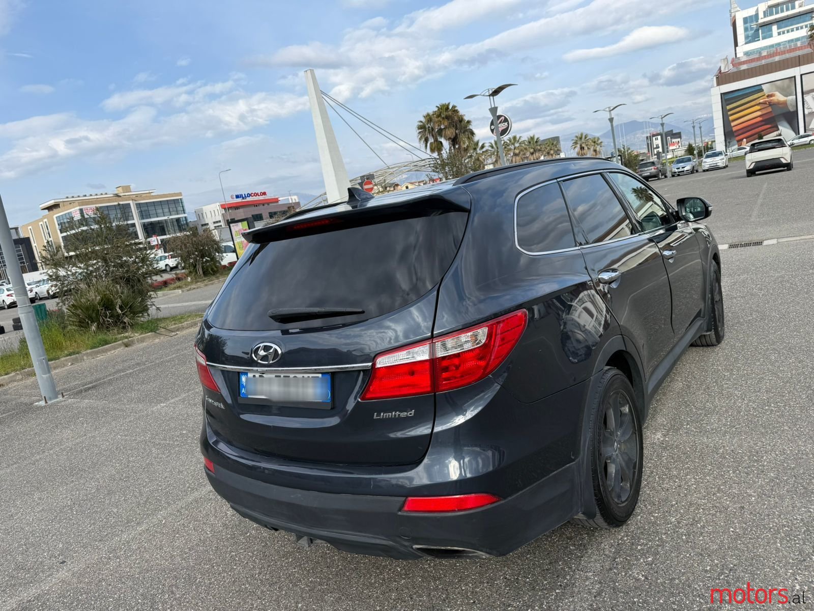 2014' Hyundai Santa Fe photo #2