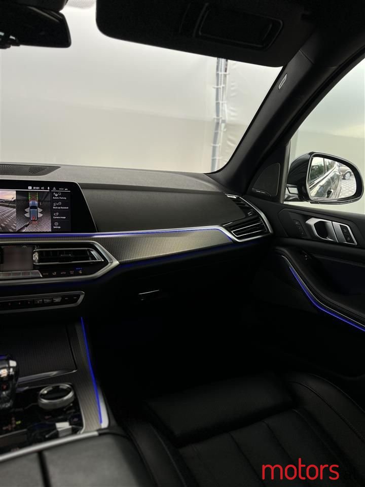 2020' BMW X5 photo #6