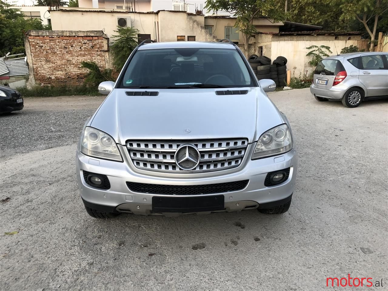 2005' Mercedes-Benz ML 320 photo #6