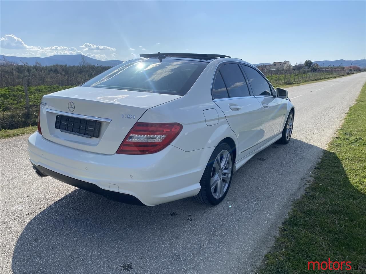 2012' Mercedes-Benz C 220 photo #5
