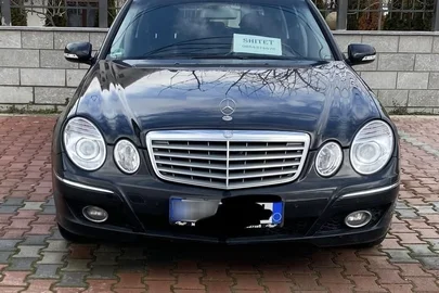 2006' Mercedes-Benz 220