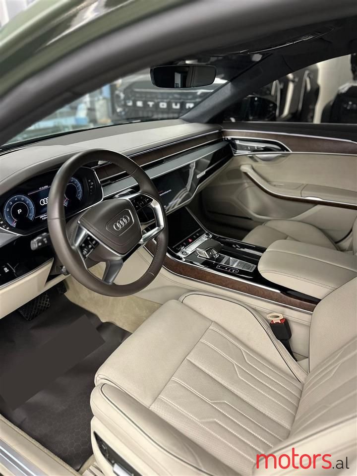 2022' Audi A8 photo #6