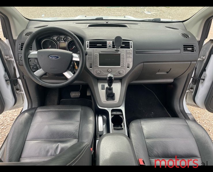 2011' Ford Kuga photo #4