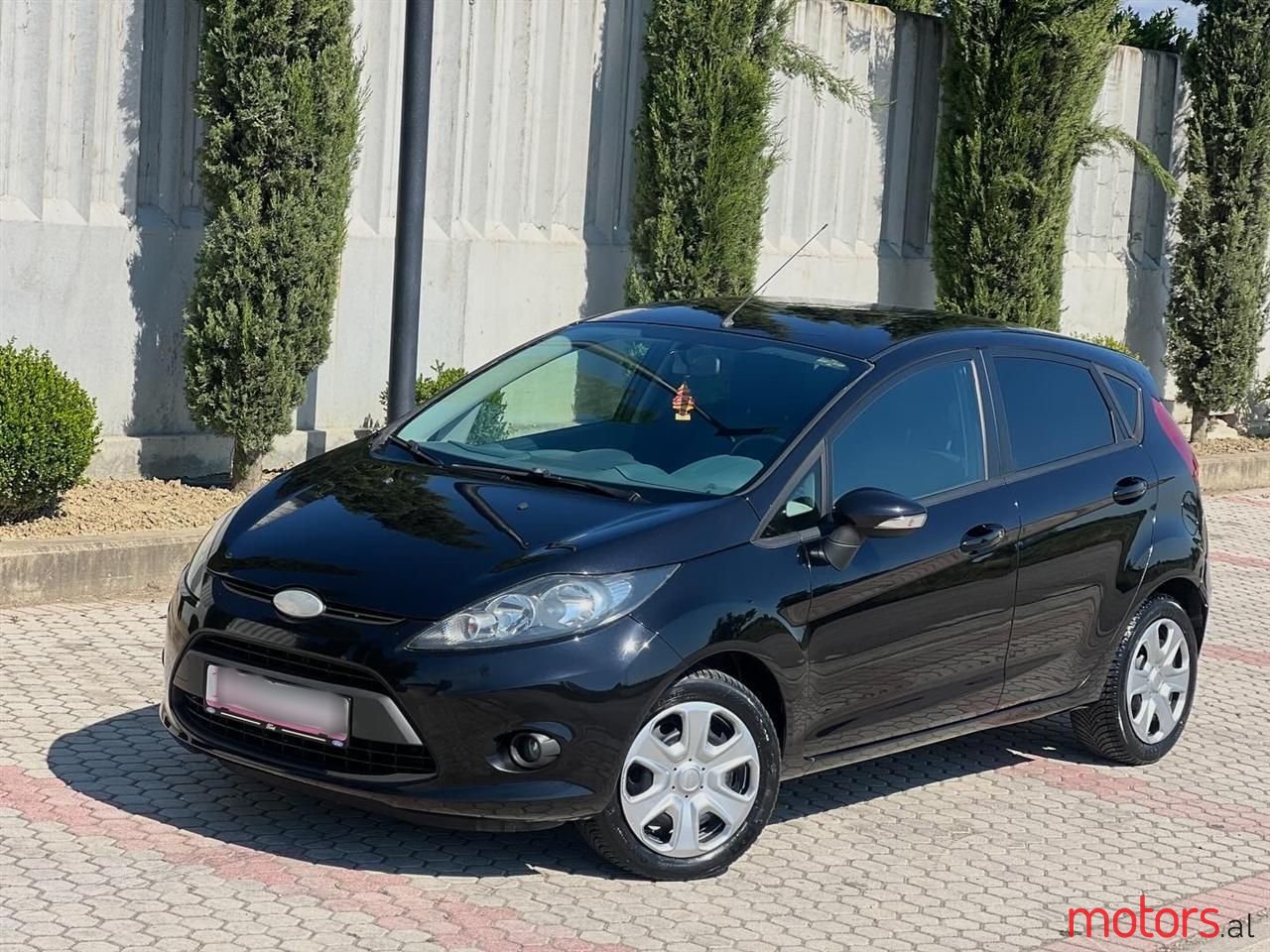 2010' Ford Fiesta photo #1