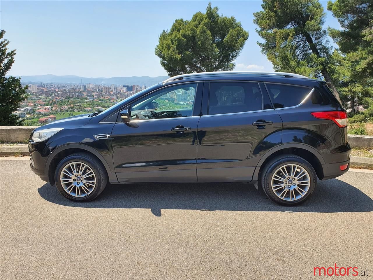 2013' Ford Kuga photo #1