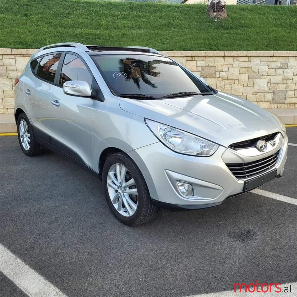 2010' Hyundai Tucson photo #1