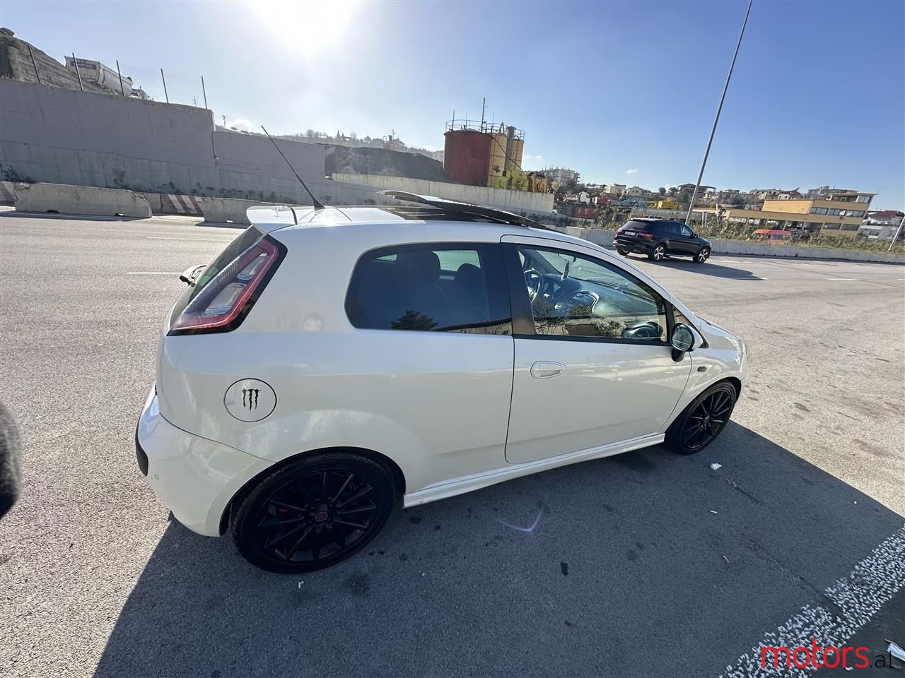 2010' Fiat Grande Punto photo #3