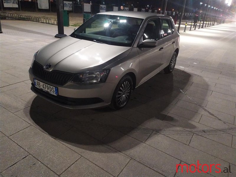 2015' Skoda Fabia photo #1