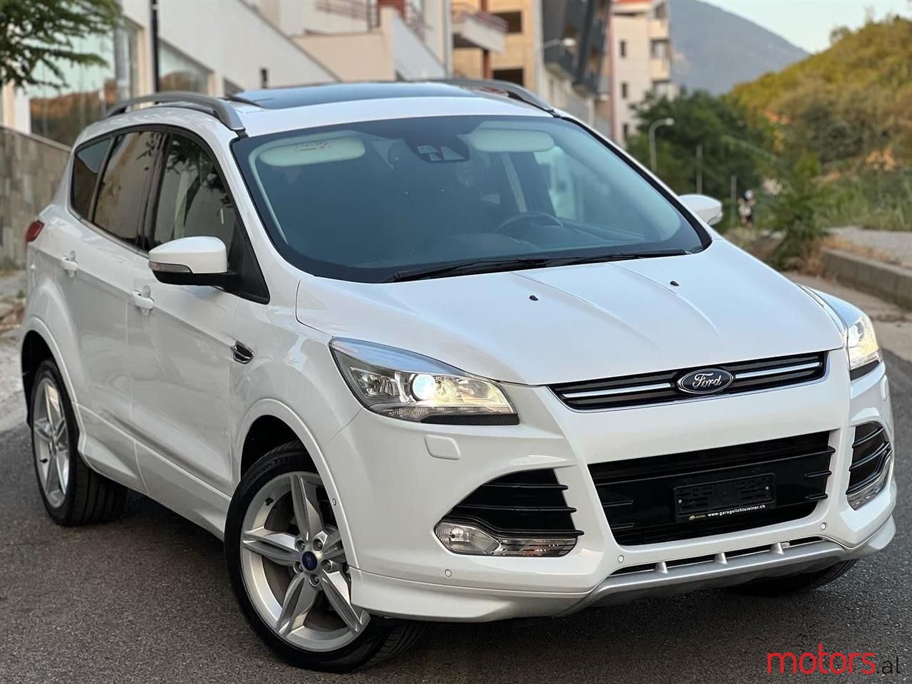 2016' Ford Kuga photo #1