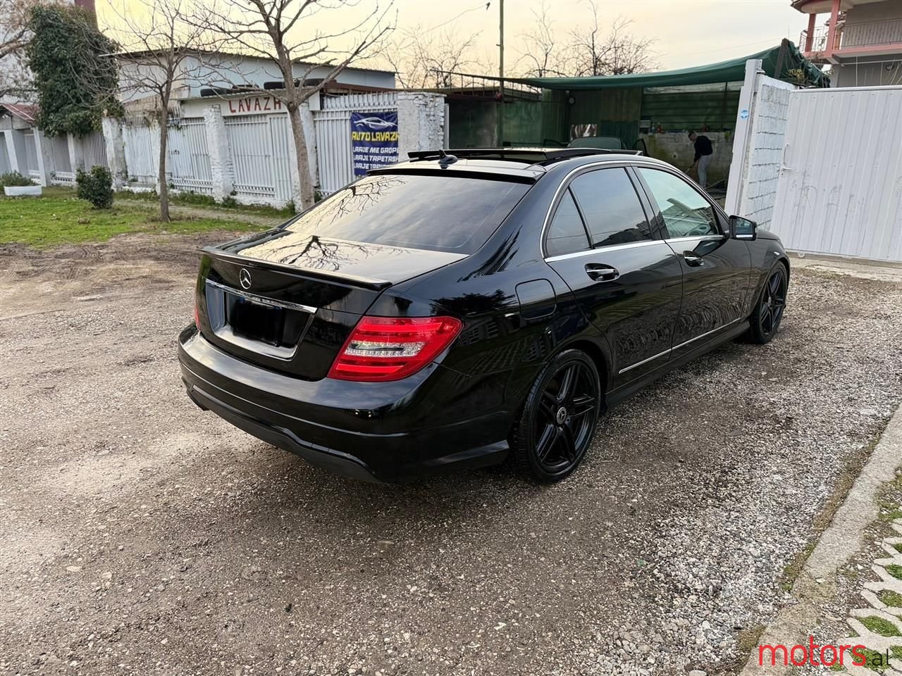 2012' Mercedes-Benz C 250 photo #6