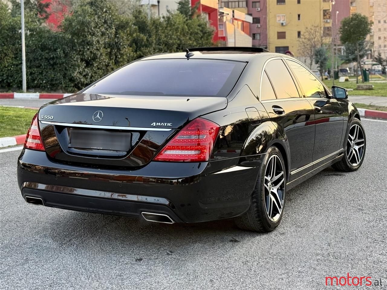 2011' Mercedes-Benz S 350 photo #4