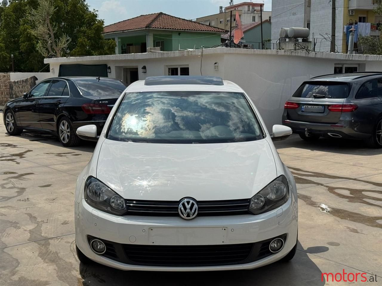 2012' Volkswagen Golf photo #5