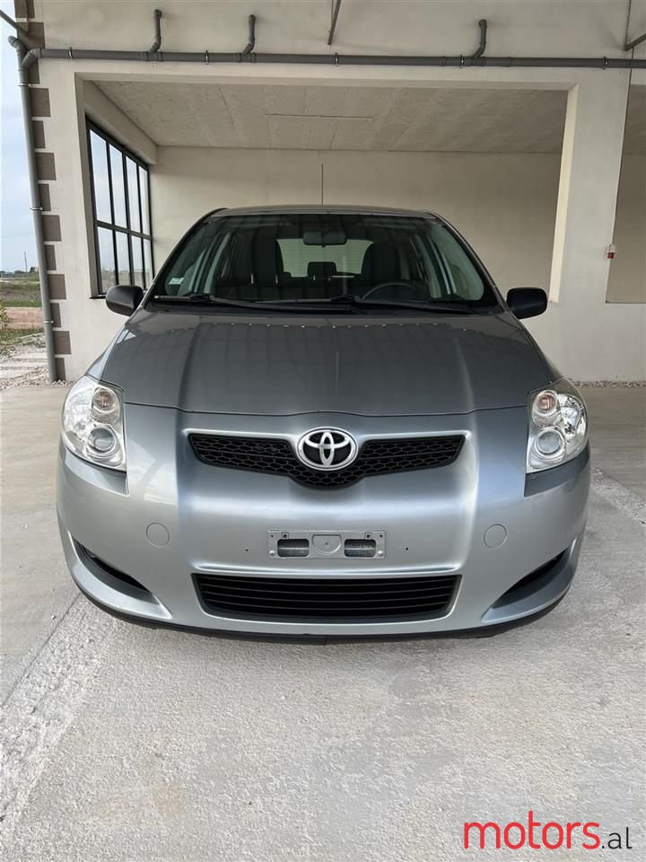 2009' Toyota Auris photo #1