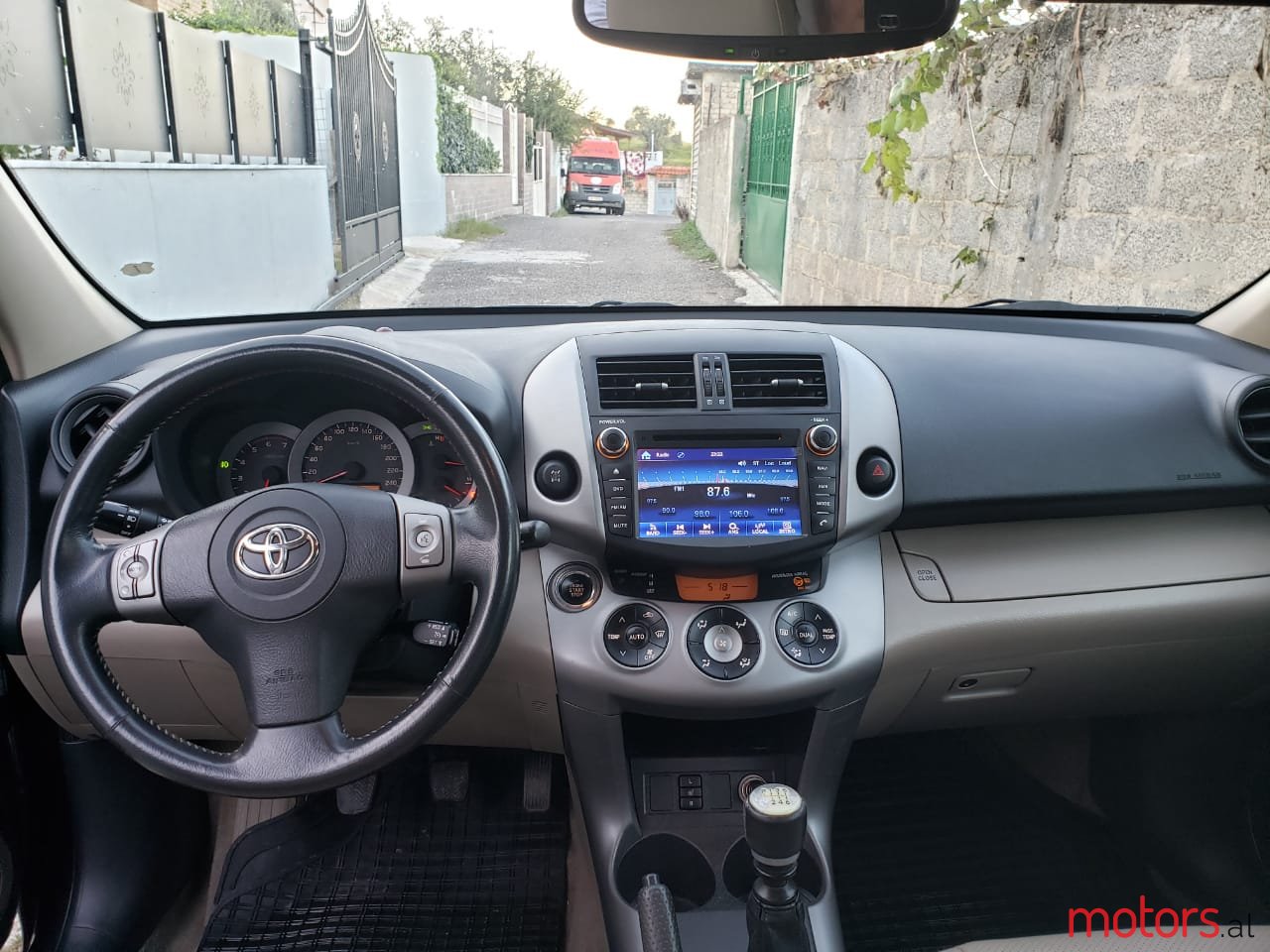 2007' Toyota RAV4 photo #2