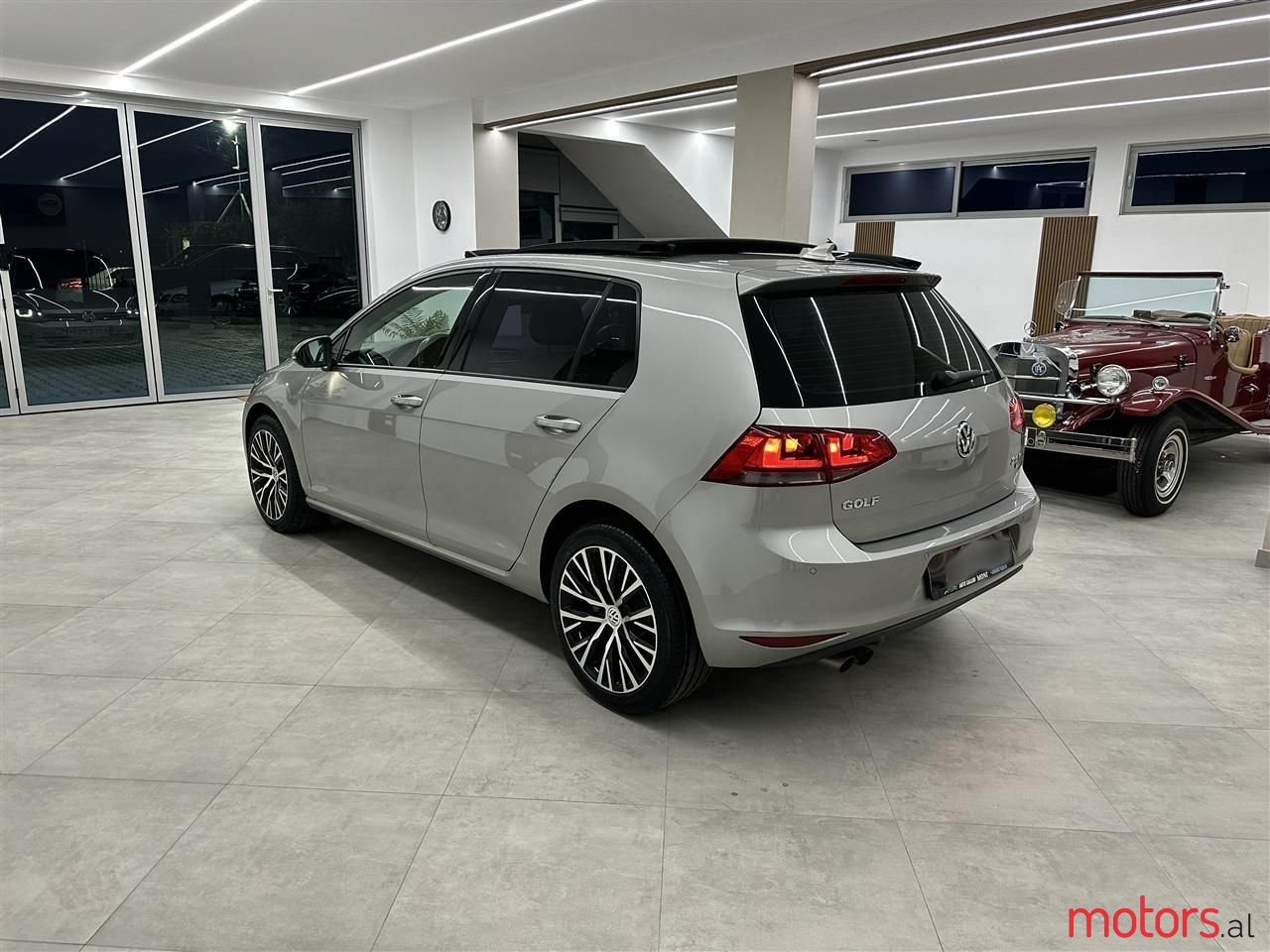 2014' Volkswagen Golf photo #6