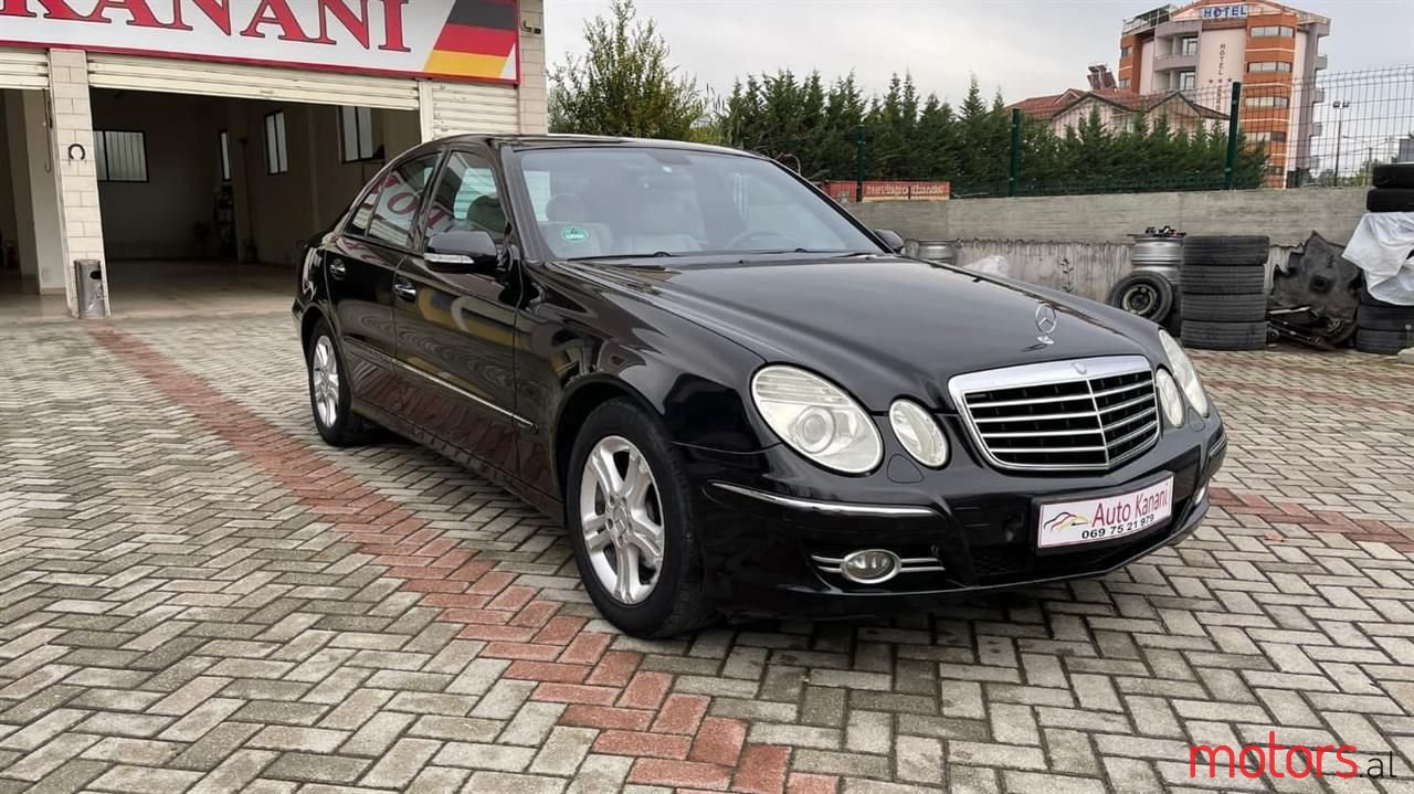 2008' Mercedes-Benz E 220 photo #2