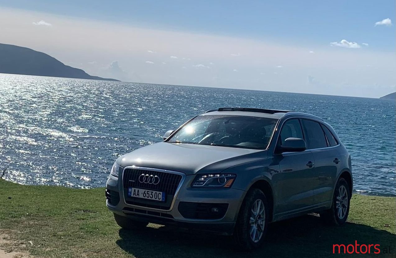 2011' Audi Q5 photo #1