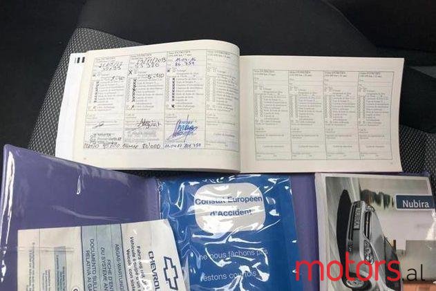 2007' Chevrolet Nubira photo #2