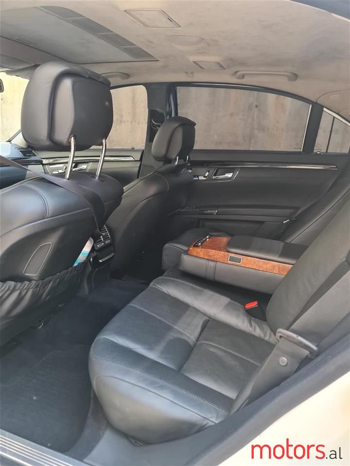 2006' Mercedes-Benz S 500 photo #6