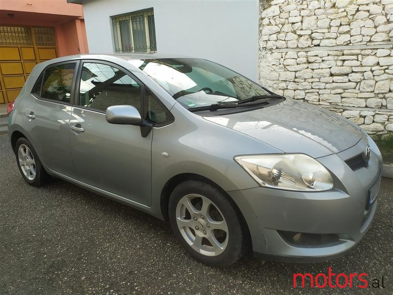 2009' Toyota Auris photo #5