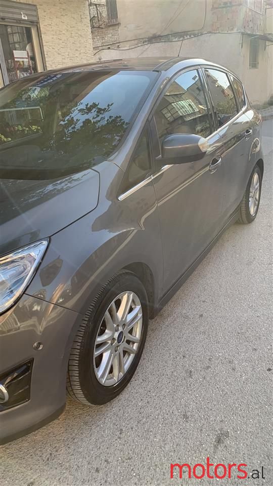 2013' Ford C-MAX photo #1