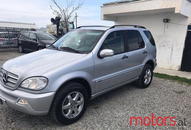 2004' Mercedes-Benz ML-Class photo #1