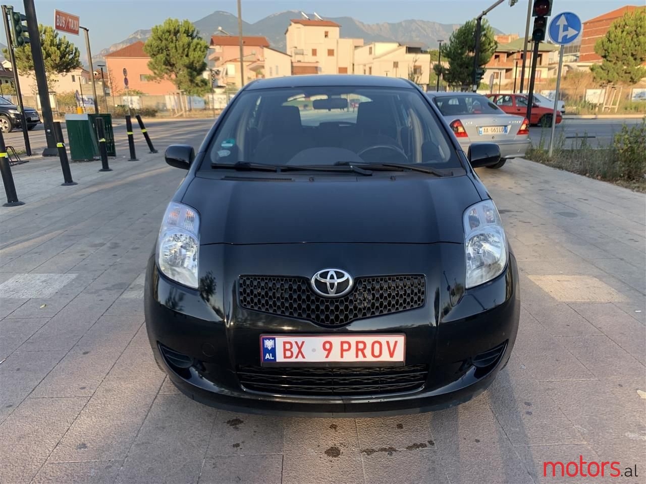 2006' Toyota Yaris photo #1