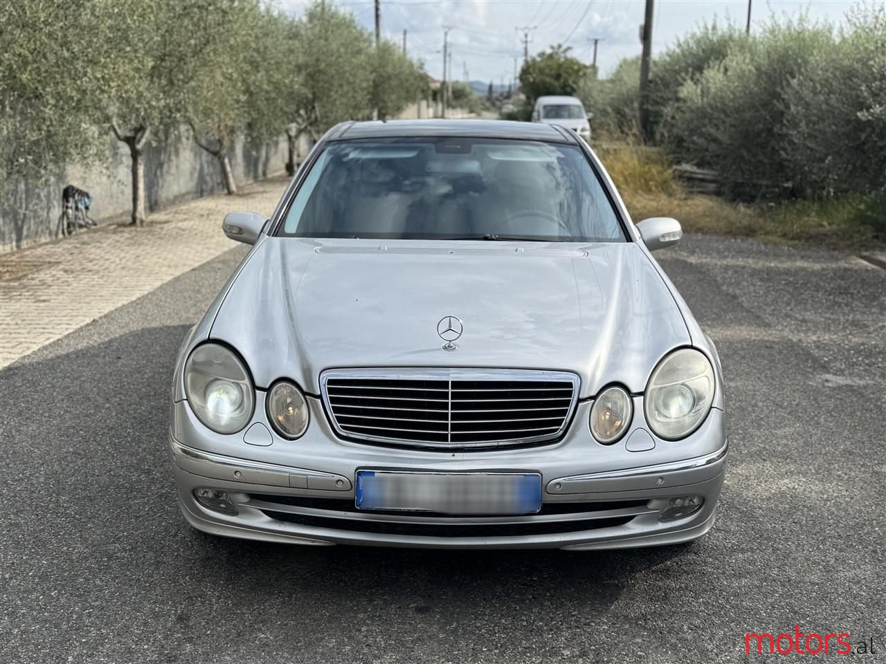 2003' Mercedes-Benz E 270 photo #6