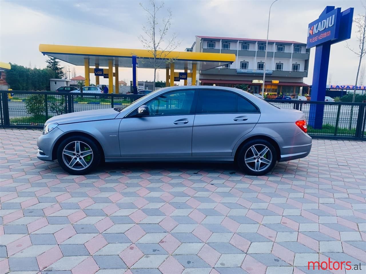 2008' Mercedes-Benz C 220 photo #6