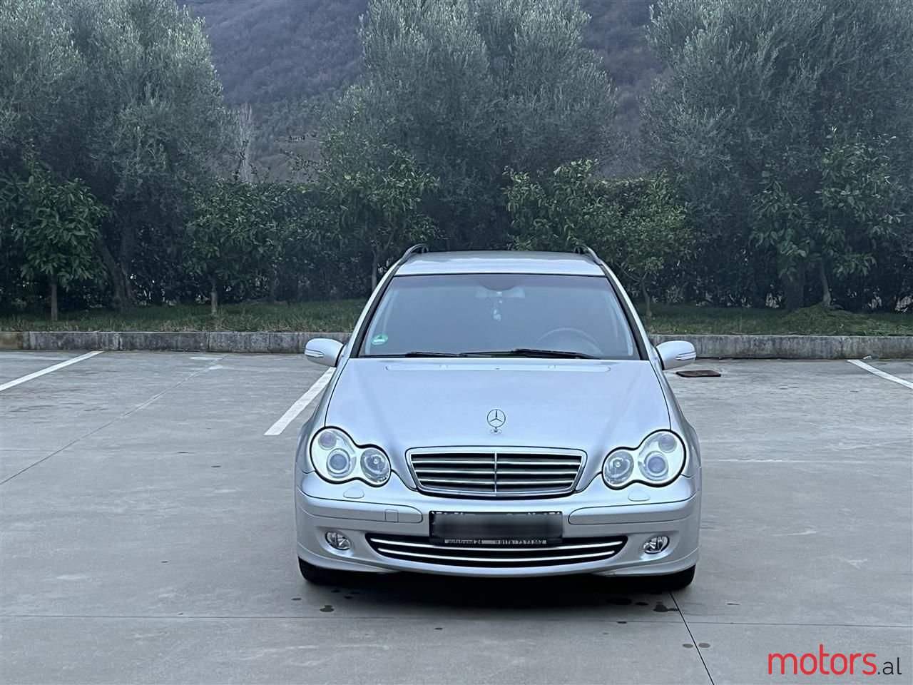 2005' Mercedes-Benz C 220 photo #3